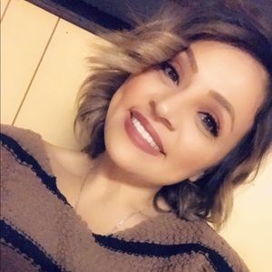 Meet your Posher, Norma